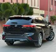 Toyota highlender 2021