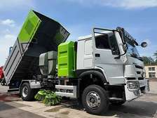 SINOTRUK HOWO 2025