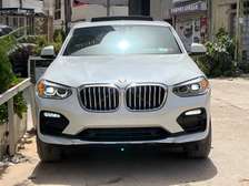 BMW x4 pack M