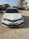 Yoyota auris 2016