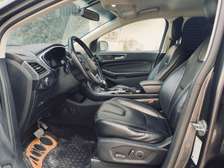 Ford Edge titanium