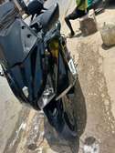 Je bassarde se joly tmax 2012 avec cmc echange possible