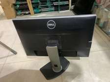 Des écrans de 24 pouces Dell