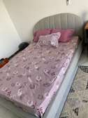Lit avec matelas
