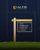 À vendre – Terrain au Point E