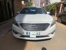 LOCATION HYUNDAI SONATA