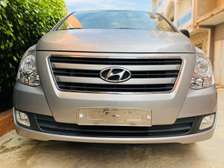 Hyundai STAREX 2018