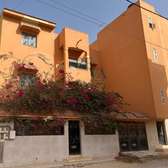 VILLA R+3 À VENDRE À LA CITÉ KHADIJA / THIAROYE AZUR