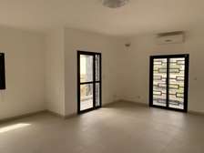 F4 grand standing / ngor almadies