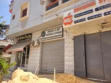 Magasin à louer par mois