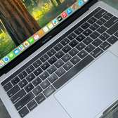 MacBook Pro 2019 i7 512/16