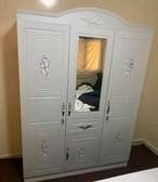 Armoire
