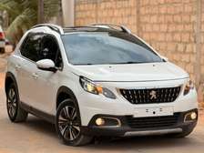Peugeot 2008 année 2018 automatique diesel