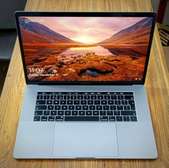 MacBook Pro i7 2019(16 pouces)