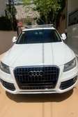 Audi Q5 SUV blanc
