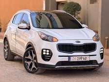 Kia Sportage SUV compact blanc feux LED