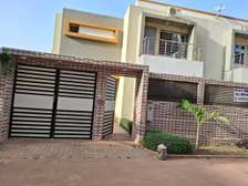 Villa Senegindia R+1,  TF,  204m2