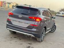 Hyundai  2021