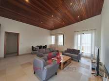 Studio (F2) meublé vue MER à louer centre ville