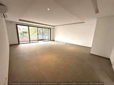 Appartement de type F4 à louer au point E