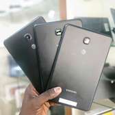 Tablette samsung tabA 8pouces