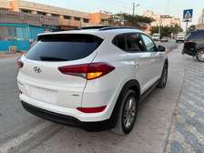 Hyundai Tucson 2017 lumitud full optios déja déduoinné