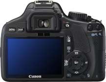 CANON REBEL T2i