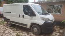 Fourgon Jumper Court Diesel modèle 2021 1ère main