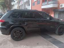 JEPP GRAND CHEROKEE