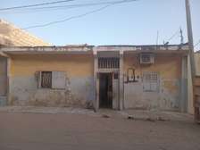 Maison RDC à Parcelles Unité 5