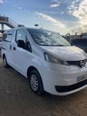 Nissan  8places