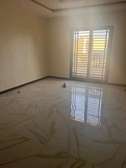 Appartement de 3 chambres salon à Almadies 2