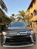 MITSIBUSHI OUTLANDER SEL  2017