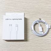 Apple Cable USB-C vers Lightning pour iPhone