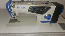 MACHINE À COUDRE IMPEC À VENDRE