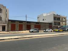 Local commercial spacieux sur une grande avenue