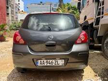 Nissan versa manuel 2009