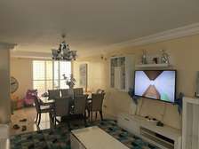 VILLA R+1 à Vendre  253 mètre carré Cité Al bazar Zac mbaw