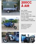 MOTO 3 ROUES A MOTEUR