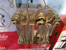 ENSEMBLE COUVERT DE TABLE ITALIEN