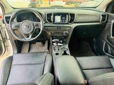 TRÈS BELLE KIA SPORTAGE