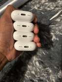 AirPods 4 ANC