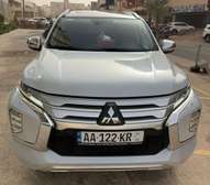 Mitsubishi Pajero 2022