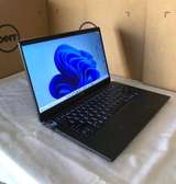 DELL  7400 core I7 8 ème.8 à 16 GO. 256 à 512 GO SSD 14"