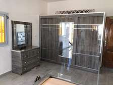 Ensemble chambre moderne gris bois dressing miroir