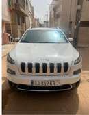 Jeep Grand Cherokee SUV 4x4 blanc 5 portes