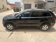 Je vends ma jeep grande cherokee 2014 automatique essence