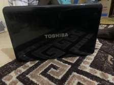 Toshiba i3