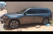 Jeep Grand Cherokee overland 4x4 version 2023