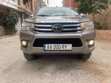 Toyota  Hilux
